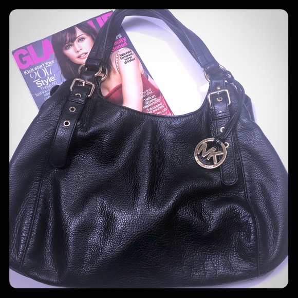 Michael Kors Handbags - MICHEAL KORS GENUINE LEATHER HOBO❤️❤️❤️